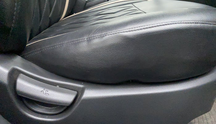 2018 Hyundai Xcent S 1.2, Petrol, Manual, 34,634 km, Driver Side Adjustment Panel