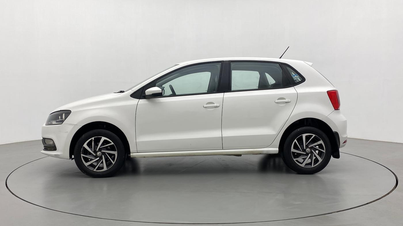2017 Volkswagen Polo COMFORTLINE 1.2L, Petrol, Manual, 83,579 km, Left Side