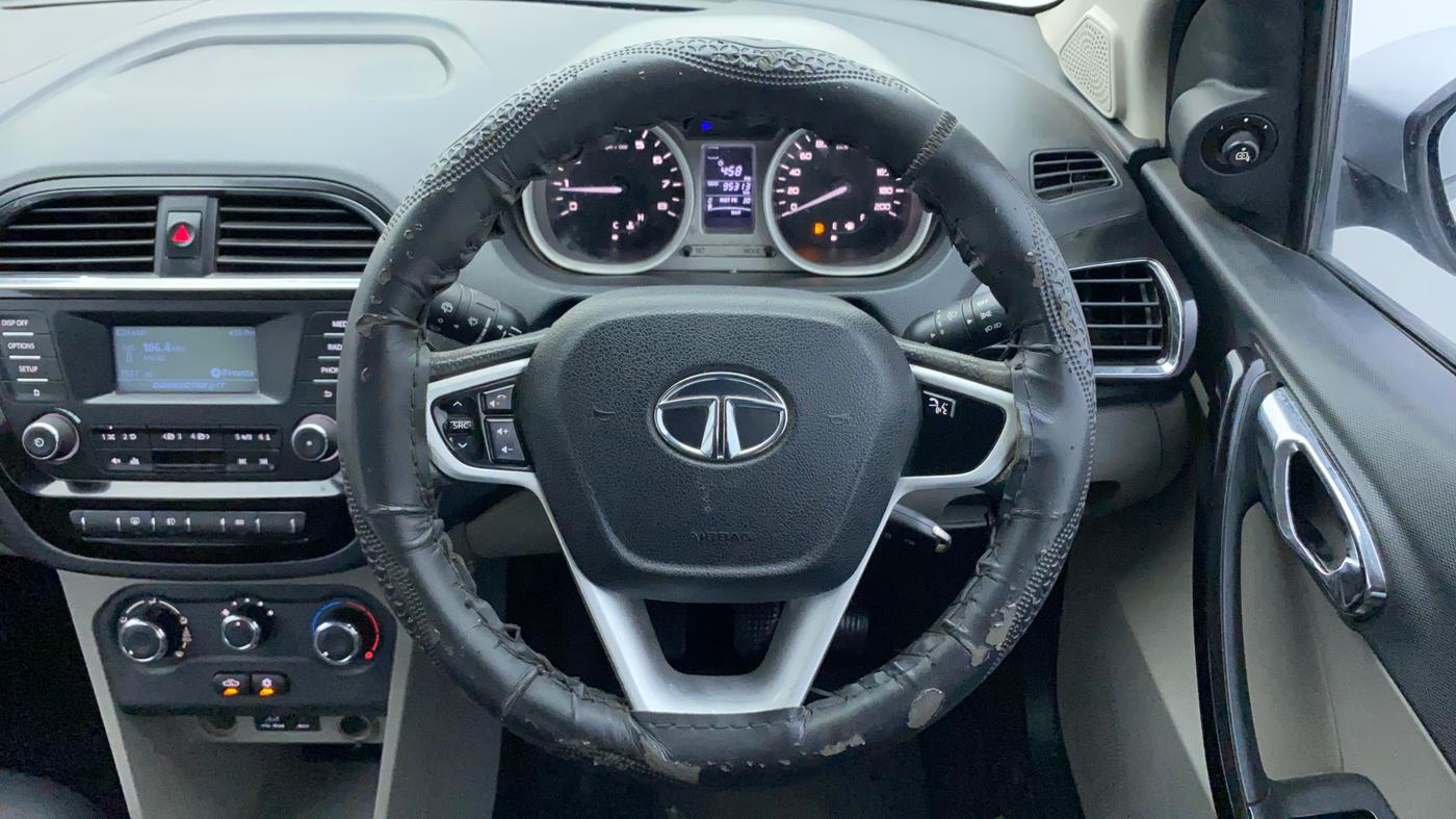 2016 Tata Tiago XZ PETROL, Petrol, Manual, 95,312 km, Steering Wheel Close Up