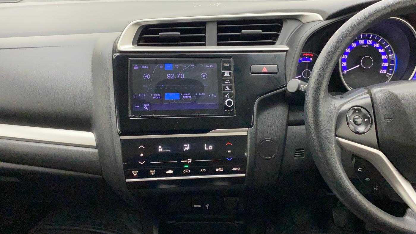 2017 Honda WR-V 1.2L I-VTEC VX MT, Petrol, Manual, 1,10,630 km, Air Conditioner