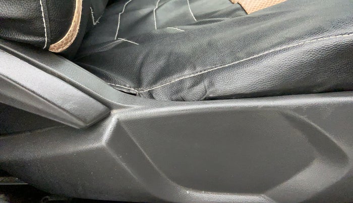 2015 Ford New Figo 1.2 TREND, Petrol, Manual, 54,155 km, Driver Side Adjustment Panel