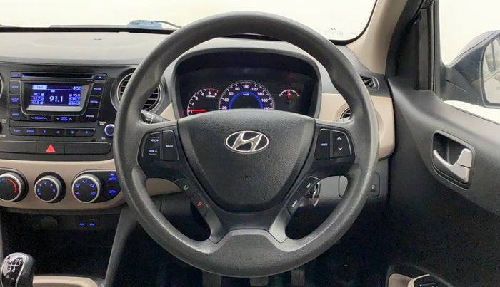 2015 Hyundai Grand i10 SPORTZ 1.1 CRDI, Diesel, Manual, 90,828 km, Steering Wheel Close Up