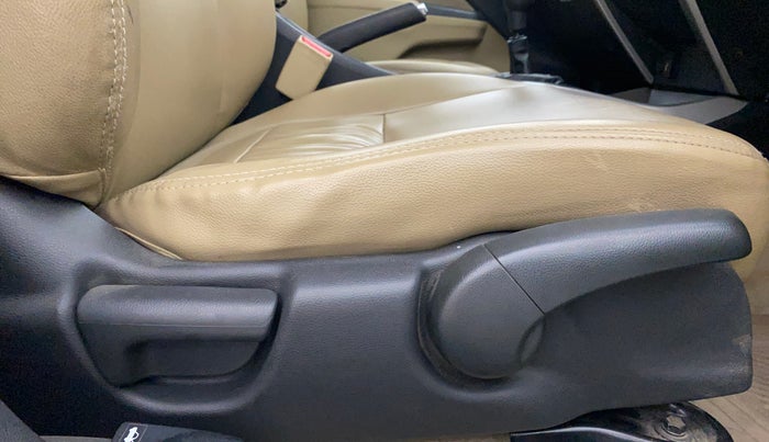 2017 Honda City 1.5L I-VTEC SV, Petrol, Manual, 35,368 km, Driver Side Adjustment Panel