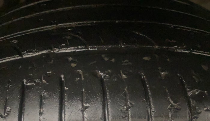 2021 Hyundai Tucson GLS 2WD AT PETROL, Petrol, Automatic, 46,554 km, Right Front Tyre Tread