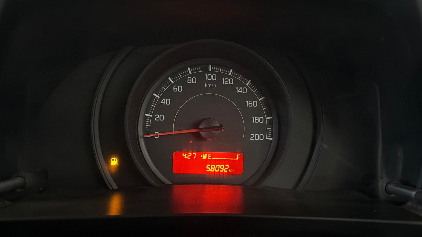 2022 Maruti Swift LXI, CNG, Manual, 58,079 km, Odometer Image