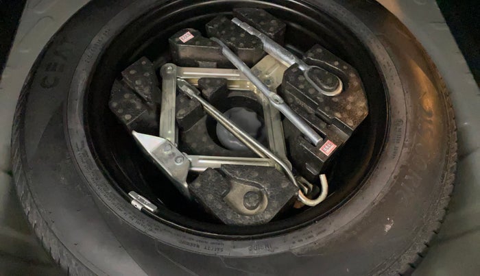 2022 MG ASTOR STYLE 1.5 MT, Petrol, Manual, 11,411 km, Spare Tyre