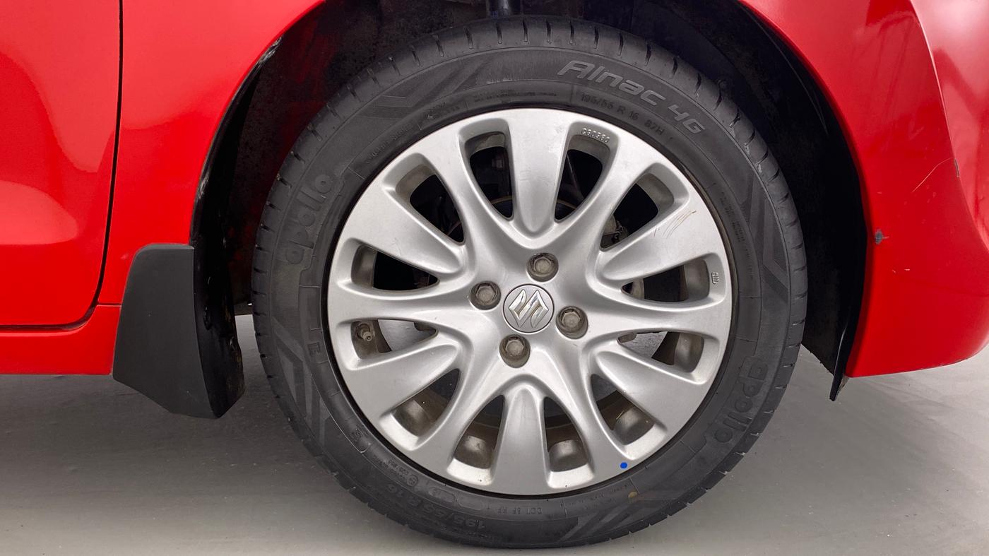 2018 Maruti Baleno ZETA 1.2 K12 CVT, Petrol, Automatic, 43,364 km, Right Front Wheel
