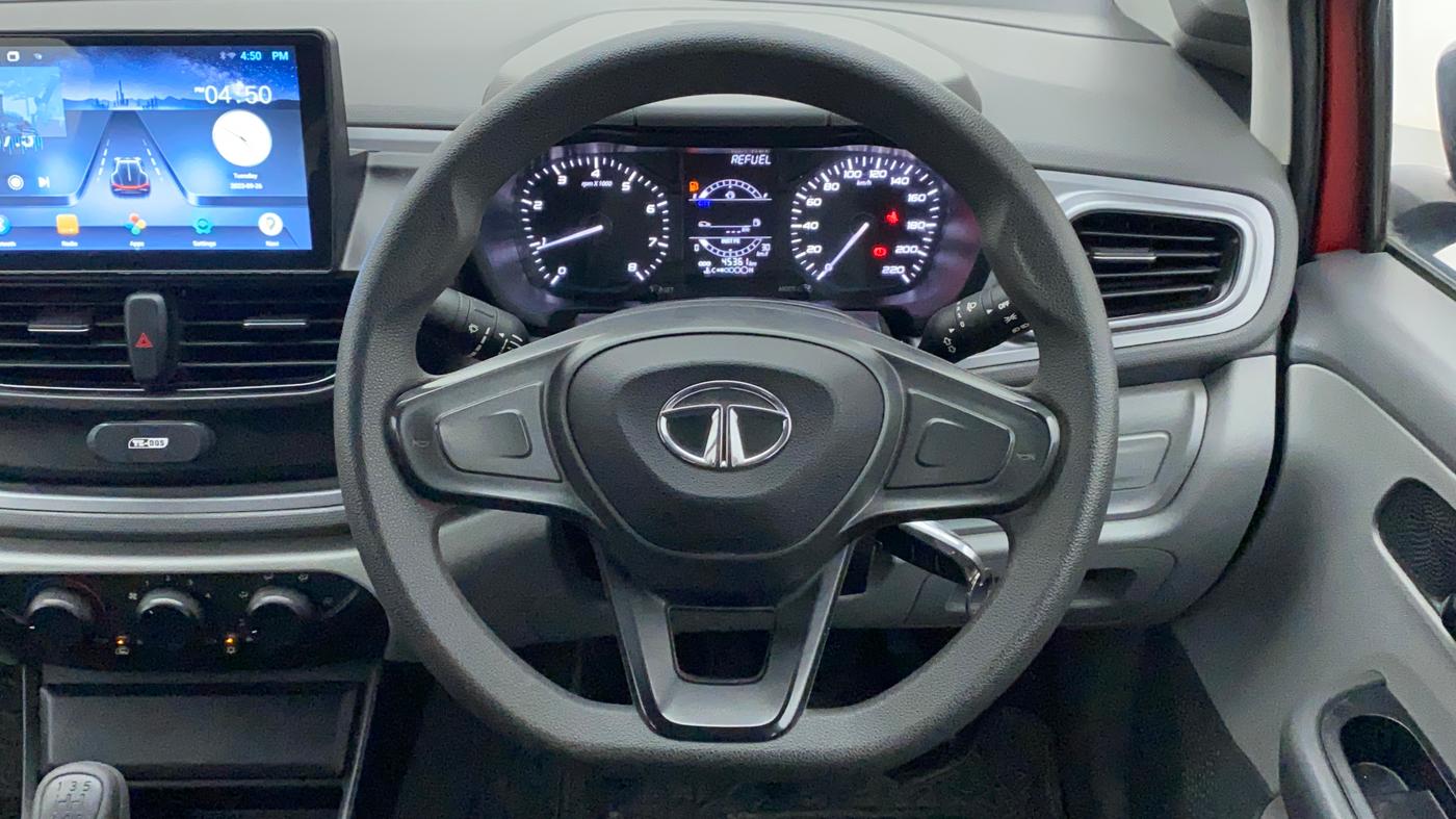 2021 Tata ALTROZ XE PETROL, Petrol, Manual, 45,474 km, Steering Wheel Close Up