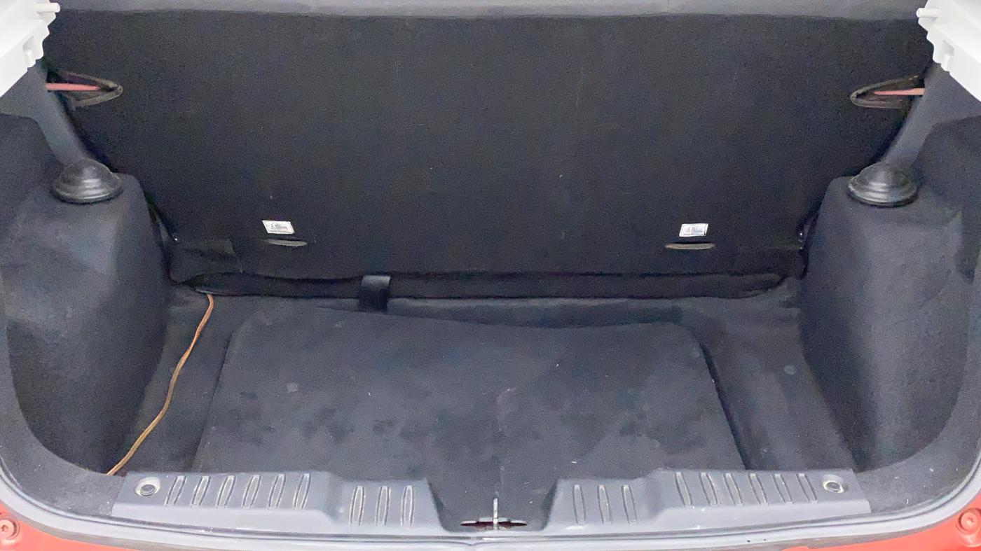 2021 Tata ALTROZ XE PETROL, Petrol, Manual, 45,474 km, Boot Inside