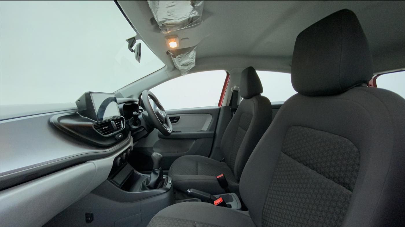 2021 Tata ALTROZ XE PETROL, Petrol, Manual, 45,474 km, Right Side Front Door Cabin