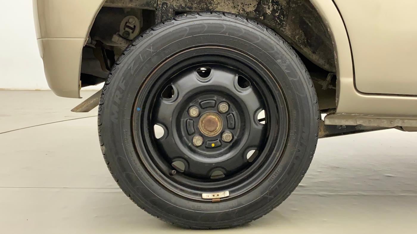 2011 Maruti Alto K10 VXI, Petrol, Manual, 1,01,283 km, Right Rear Wheel