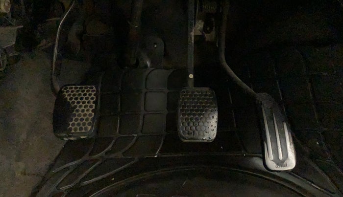 2011 Maruti Alto K10 VXI, Petrol, Manual, 1,01,283 km, Pedals