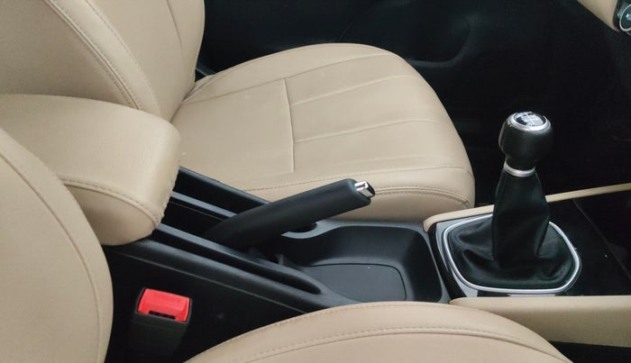 2022 Honda City 1.5L I-VTEC VX, Petrol, Manual, 29,302 km, Gear Lever