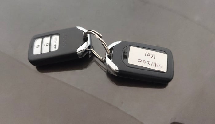 2022 Honda City 1.5L I-VTEC VX, Petrol, Manual, 29,302 km, Key Close Up