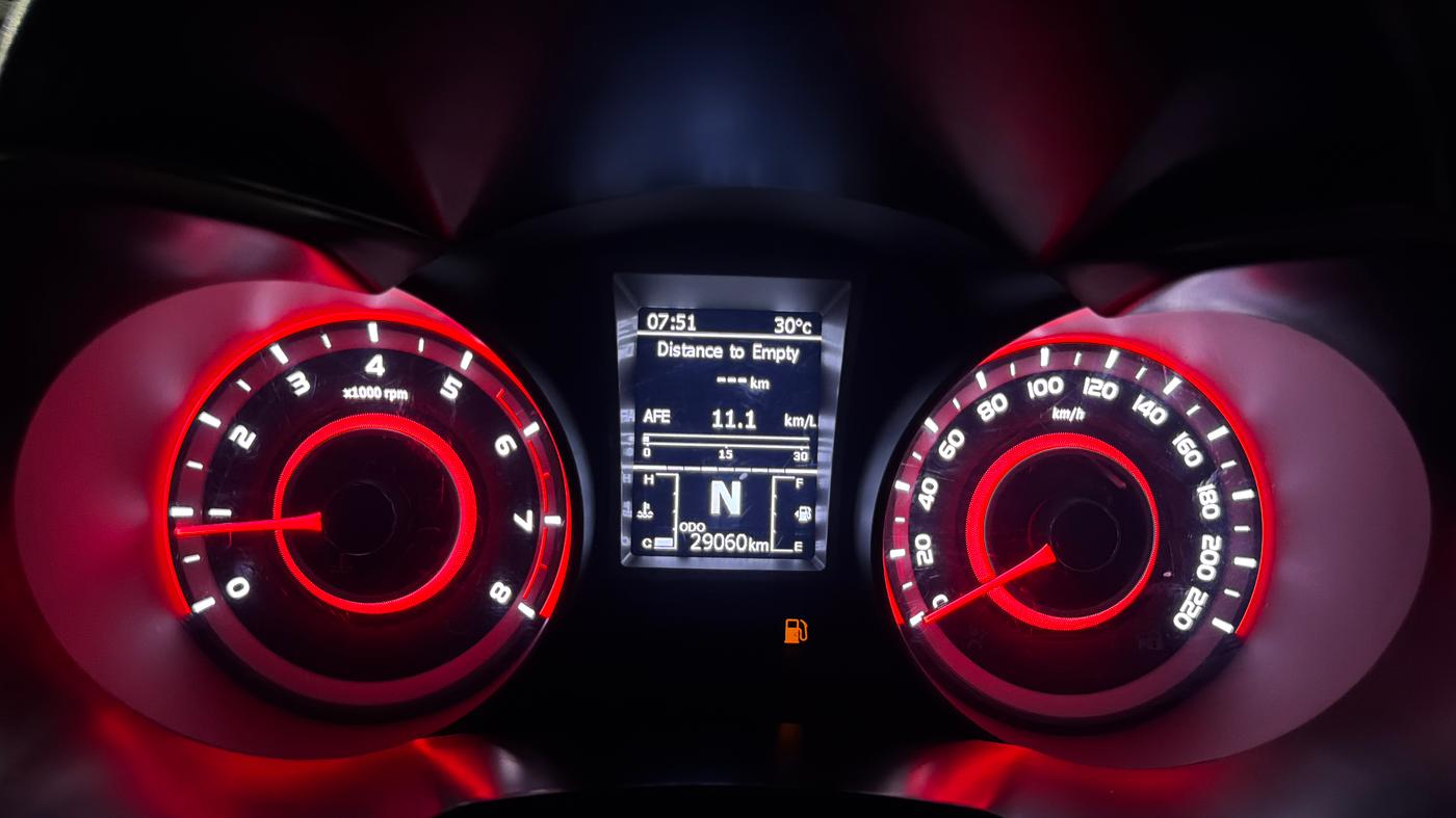 2023 Mahindra XUV300 W8 1.2 PETROL, Petrol, Manual, 29,060 km, Odometer Image