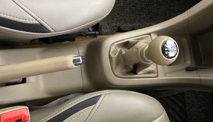 2013 Maruti Swift Dzire VXI, Petrol, Manual, 75,634 km, Gear Lever