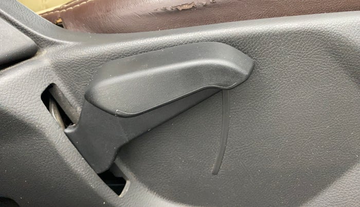 2018 Ford FREESTYLE TITANIUM PLUS 1.2 PETROL, Petrol, Manual, 65,422 km, Driver Side Adjustment Panel