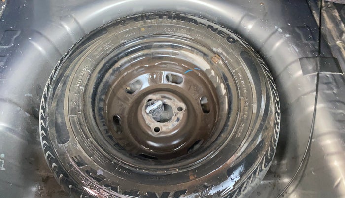 2017 Renault Kwid RXT 1.0, Petrol, Manual, 72,218 km, Spare Tyre