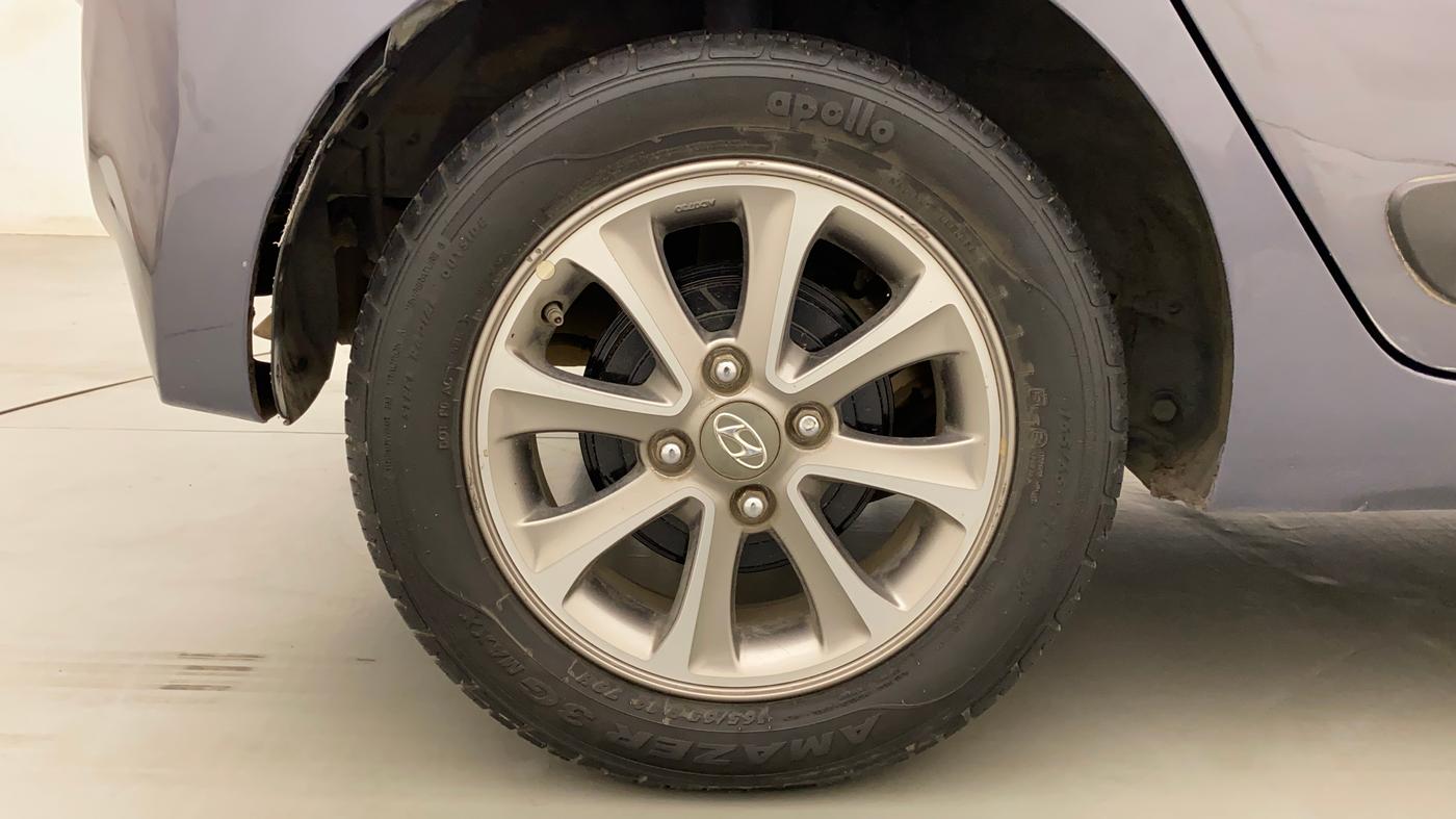 2016 Hyundai Grand i10 ASTA (O) 1.2 KAPPA VTVT, Petrol, Manual, 38,697 km, Right Rear Wheel