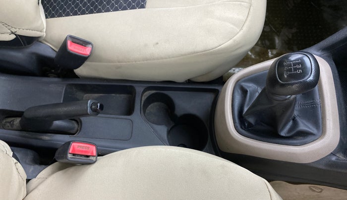 2016 Hyundai Grand i10 MAGNA 1.2 KAPPA VTVT, Petrol, Manual, 77,533 km, Gear Lever