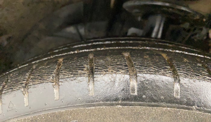 2019 Toyota Glanza G ISG, Petrol, Manual, 59,347 km, Left Front Tyre Tread