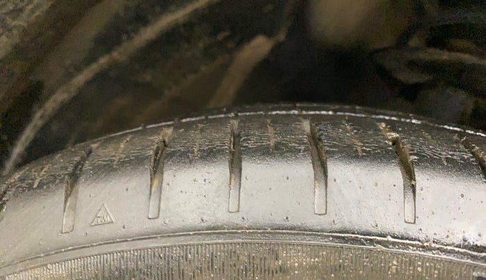 2019 Toyota Glanza G ISG, Petrol, Manual, 59,347 km, Right Front Tyre Tread