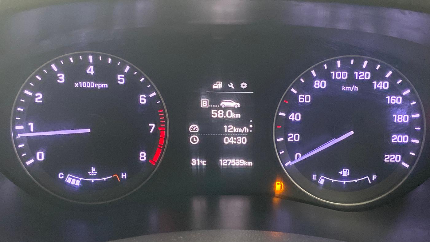 2015 Hyundai Elite i20 ASTA 1.2, Petrol, Manual, 1,27,498 km, Odometer Image