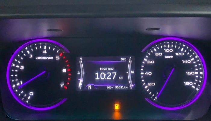 2018 Mahindra MARAZZO M8 7 STR, Diesel, Manual, 35,740 km, Odometer Image