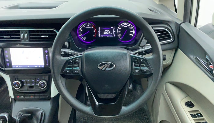 2018 Mahindra MARAZZO M8 7 STR, Diesel, Manual, 35,740 km, Steering Wheel Close Up