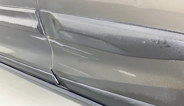 2017 Honda WR-V 1.2L I-VTEC VX MT, Petrol, Manual, 87,581 km, Rear left door - Slightly dented