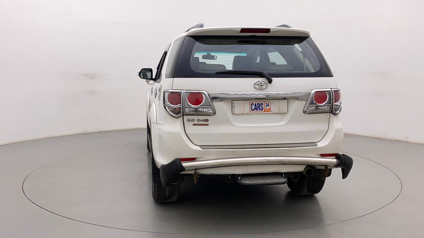 2014 Toyota Fortuner 3.0 4X2 AT, Diesel, Automatic, 73,031 km, Back/Rear