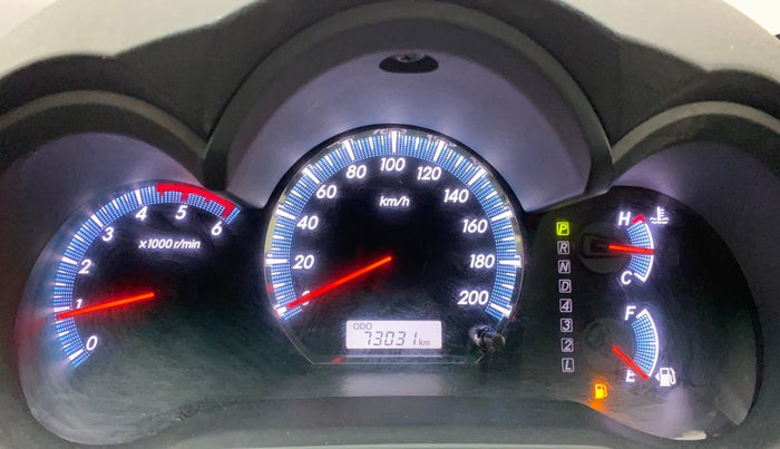 2014 Toyota Fortuner 3.0 4X2 AT, Diesel, Automatic, 73,031 km, Odometer Image