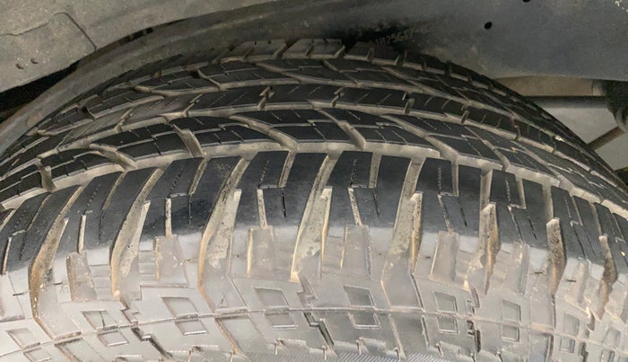 2014 Toyota Fortuner 3.0 4X2 AT, Diesel, Automatic, 73,031 km, Right Rear Tyre Tread