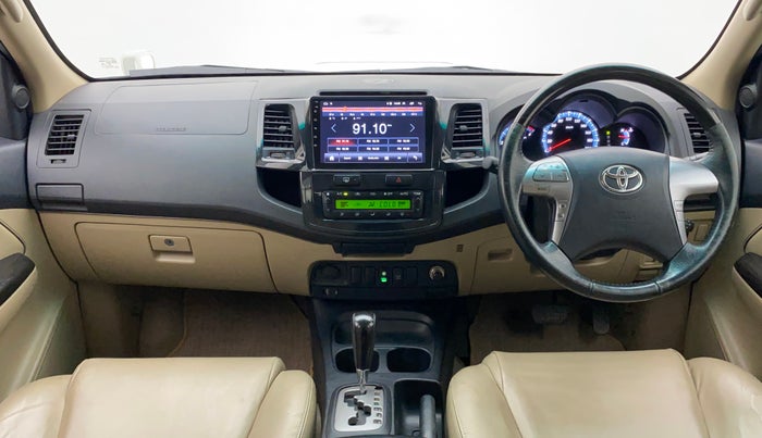 2014 Toyota Fortuner 3.0 4X2 AT, Diesel, Automatic, 73,031 km, Dashboard