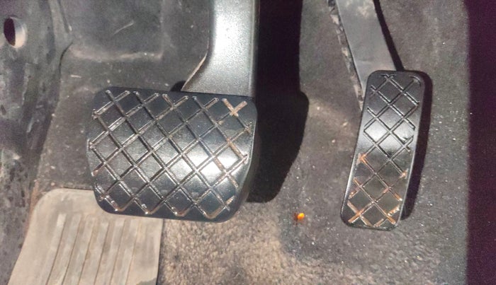 2017 Skoda Superb L&K 1.8 TSI AT, Petrol, Automatic, 91,341 km, Pedals