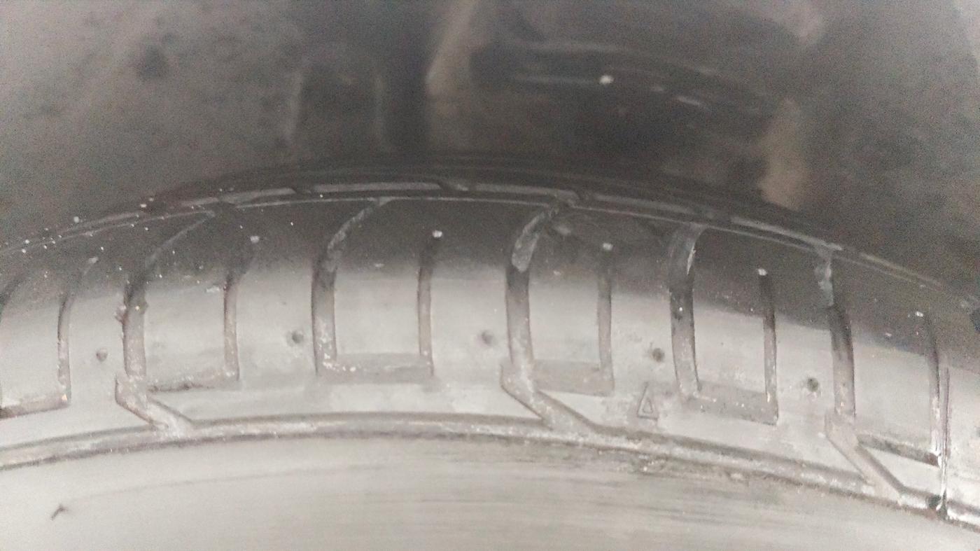 2017 Skoda Superb L&K 1.8 TSI AT, Petrol, Automatic, 91,492 km, Left Front Tyre Tread