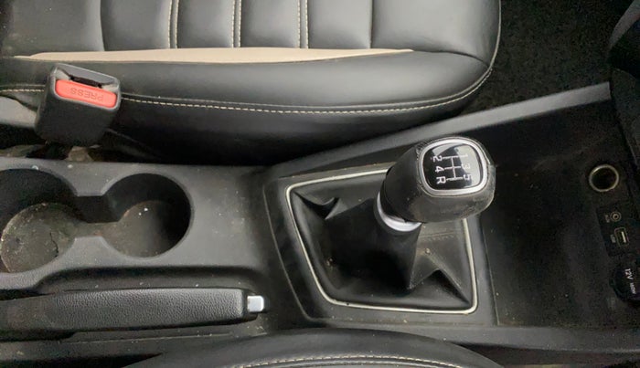 2020 Hyundai Elite i20 ASTA 1.2 (O), Petrol, Manual, 90,445 km, Gear Lever