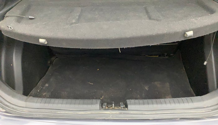 2020 Hyundai Elite i20 ASTA 1.2 (O), Petrol, Manual, 90,445 km, Boot Inside