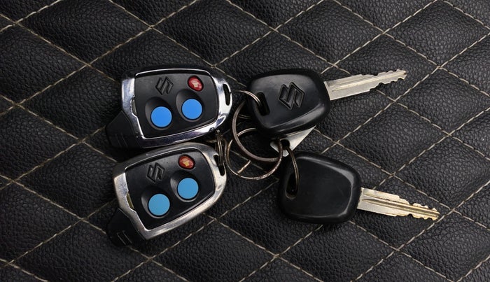 2015 Maruti Alto 800 LXI, Petrol, Manual, 88,122 km, Key Close Up