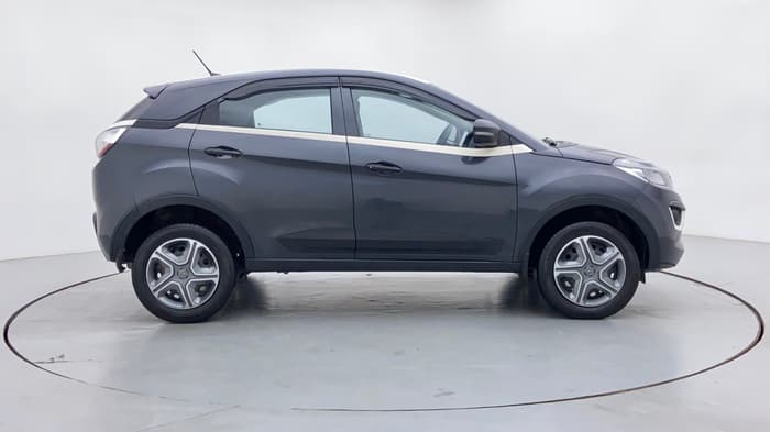 2018 Tata NEXON XM 1.2, Petrol, Manual, 20,545 km, Right Side View