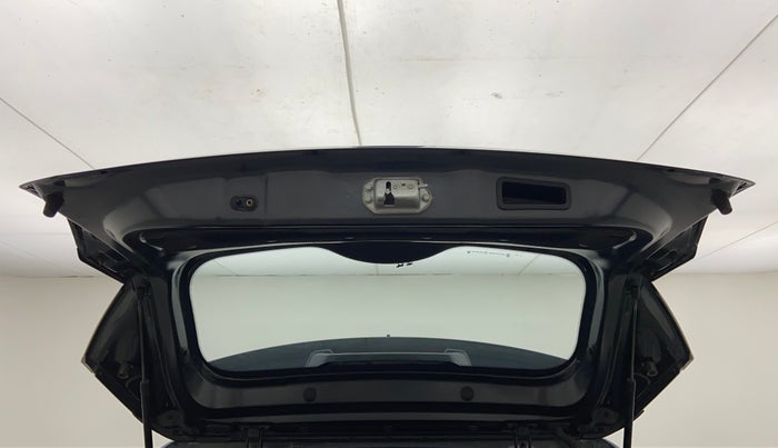 2018 Tata NEXON XM 1.2, Petrol, Manual, 20,545 km, Boot Door Open