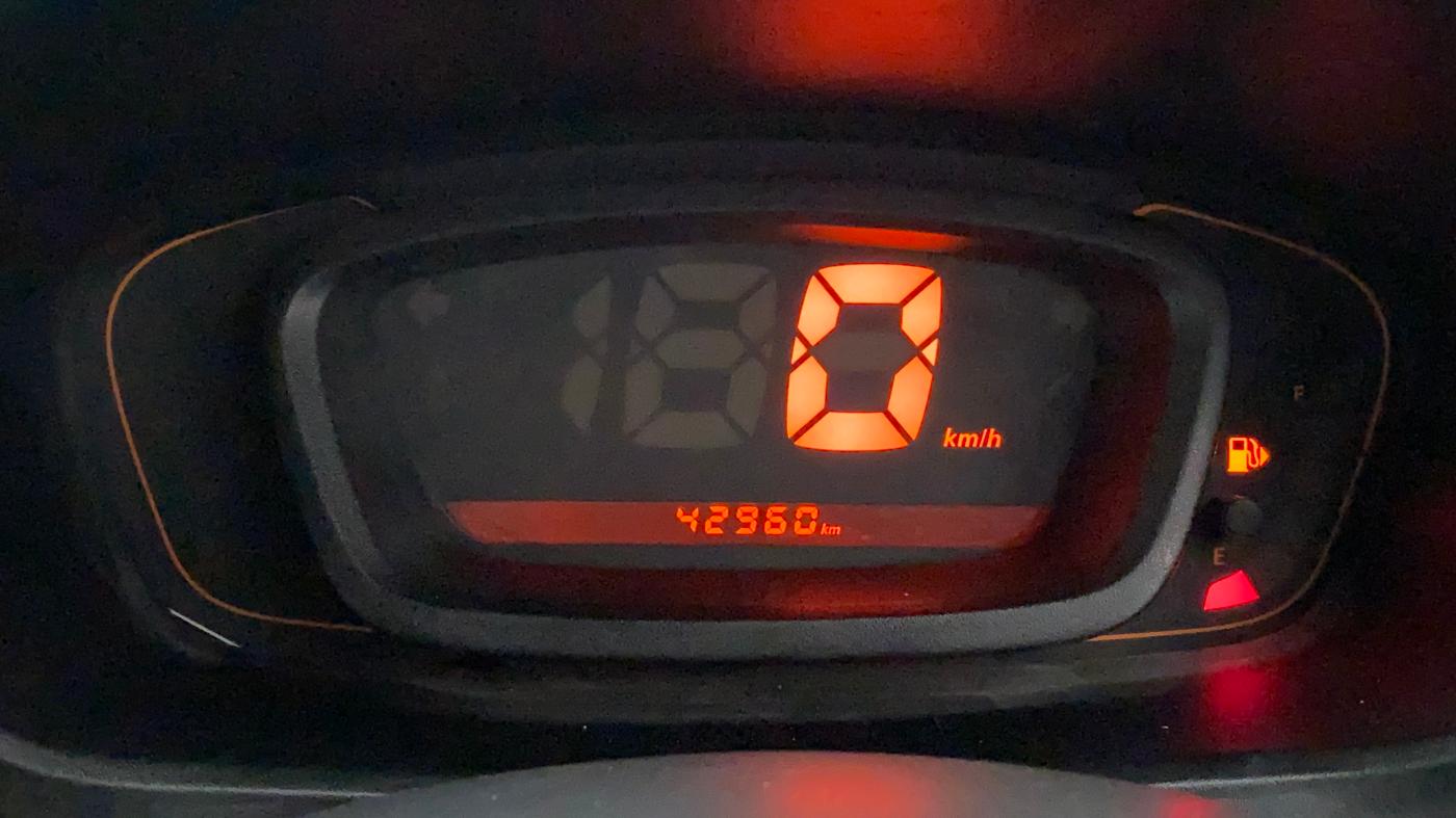 2016 Renault Kwid RXT 0.8, Petrol, Manual, 42,960 km, Odometer Image