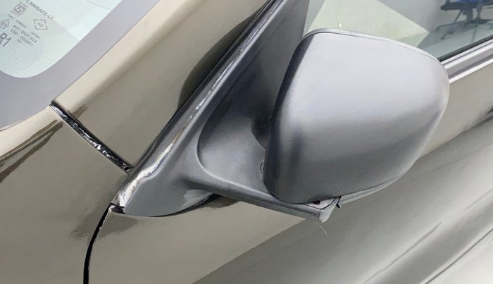 2016 Renault Kwid RXT 0.8, Petrol, Manual, 42,960 km, Left rear-view mirror - Slight misalignment