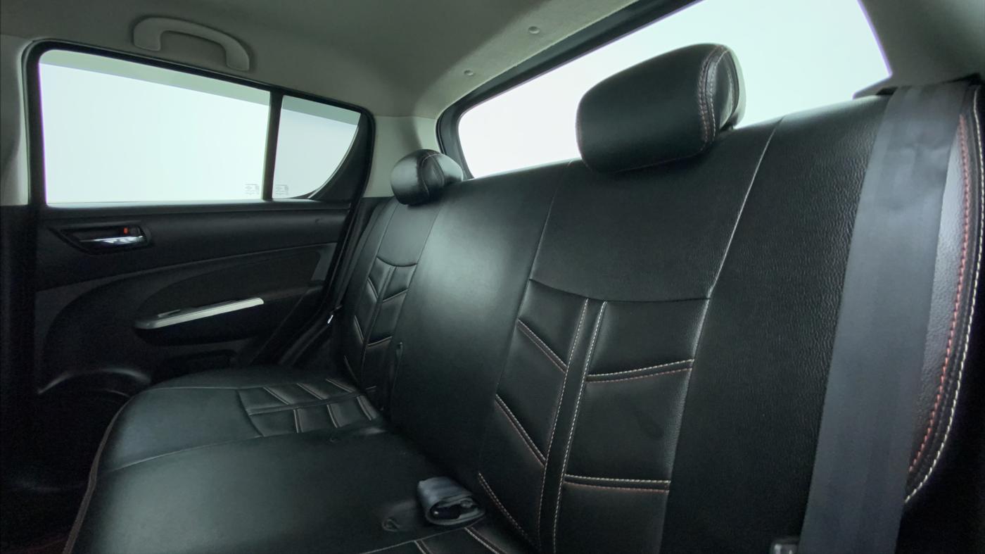 2015 Maruti Swift VXI, Petrol, Manual, 59,196 km, Right Side Rear Door Cabin