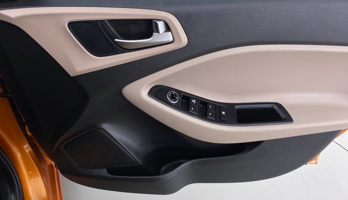 2019 Hyundai Elite i20 MAGNA+ VTVT, Petrol, Manual, Driver Side Door Panels Control