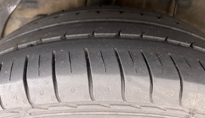 2019 Hyundai Elite i20 MAGNA+ VTVT, Petrol, Manual, Right Rear Tyre Tread