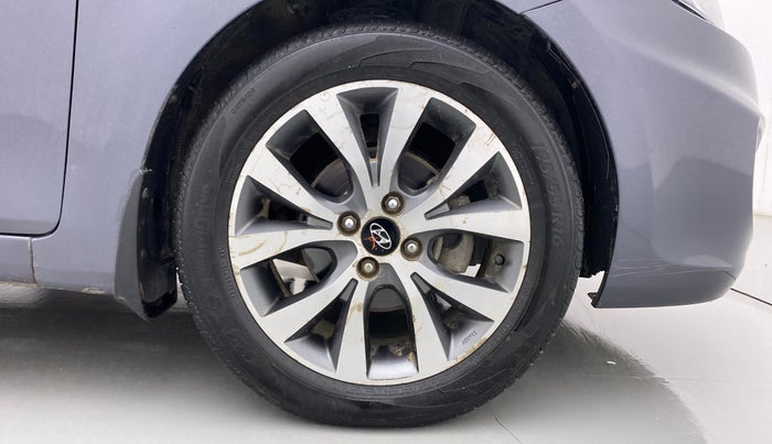 2014 Hyundai Verna FLUIDIC 1.6 CRDI SX, Diesel, Manual, 87,708 km, Right Front Wheel