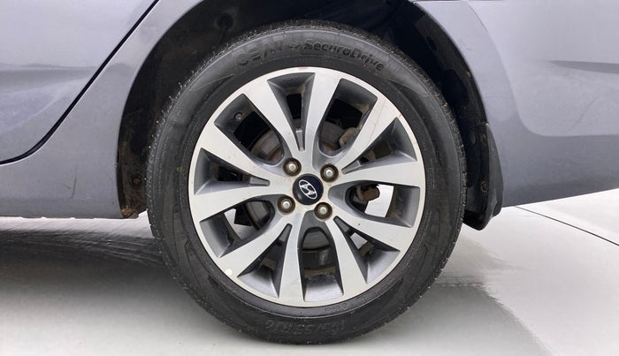 2014 Hyundai Verna FLUIDIC 1.6 CRDI SX, Diesel, Manual, 87,708 km, Left Rear Wheel