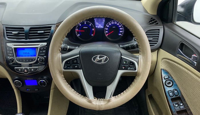 2014 Hyundai Verna FLUIDIC 1.6 CRDI SX, Diesel, Manual, 87,708 km, Steering Wheel Close Up