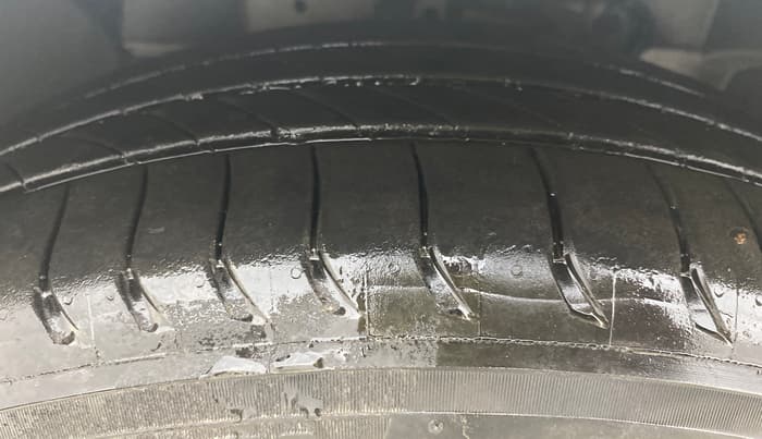 2018 Ford Ecosport TITANIUM + 1.5L PETROL AT, Petrol, Automatic, 87,325 km, Left Front Tyre Tread